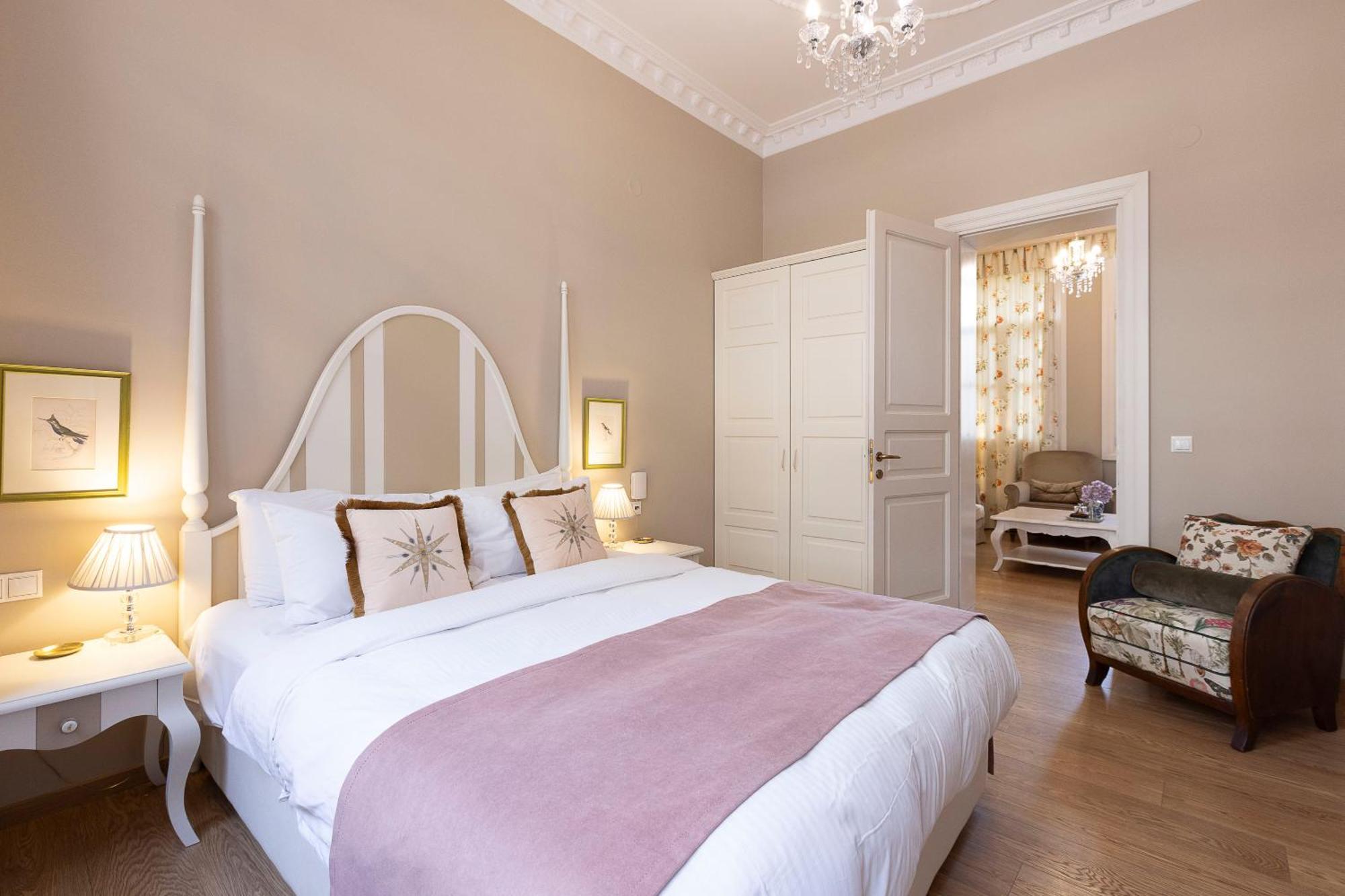 Gatto Perso Luxury Studio Apartments Tesalonika Bagian luar foto