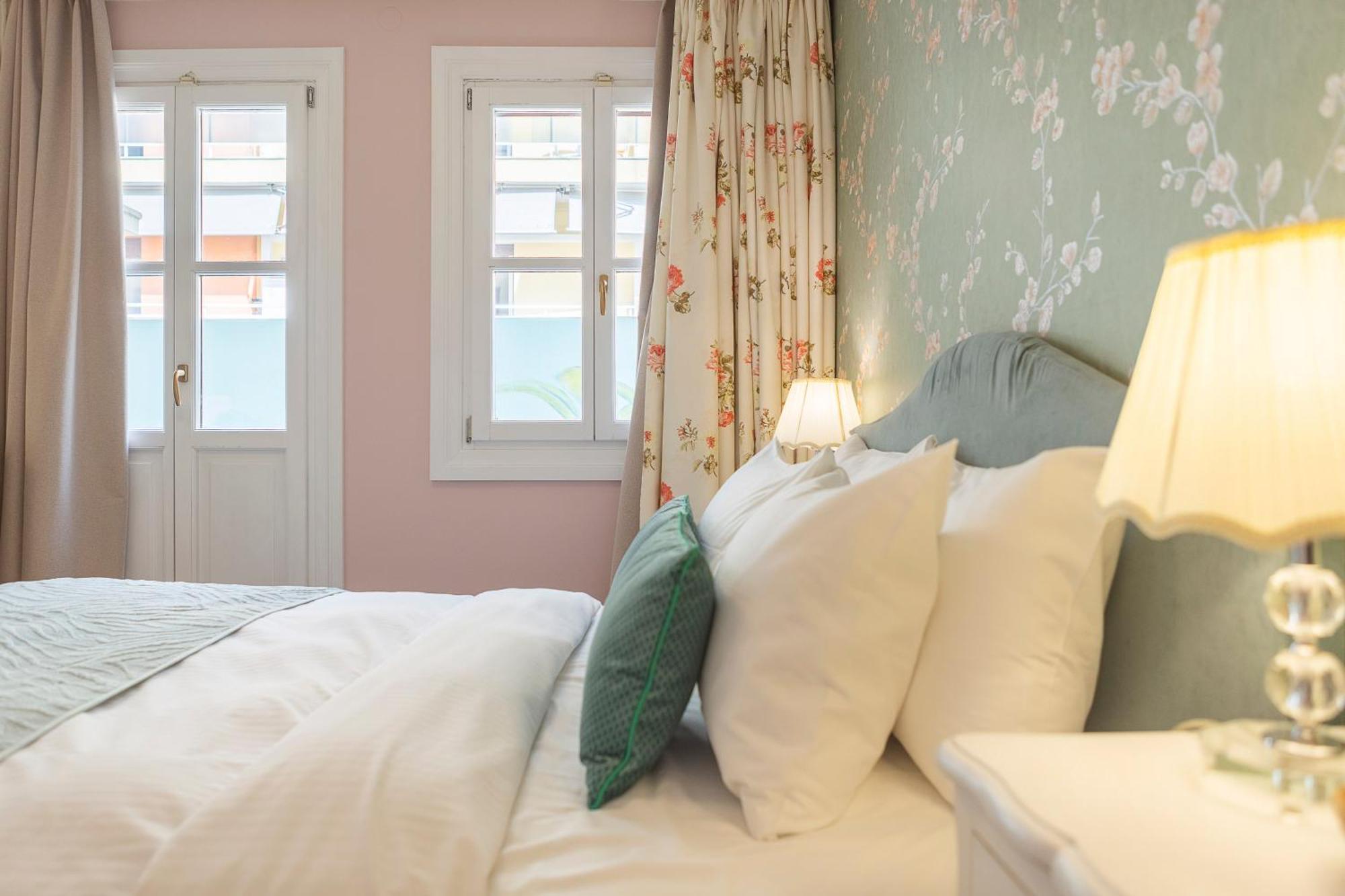 Gatto Perso Luxury Studio Apartments Tesalonika Bagian luar foto
