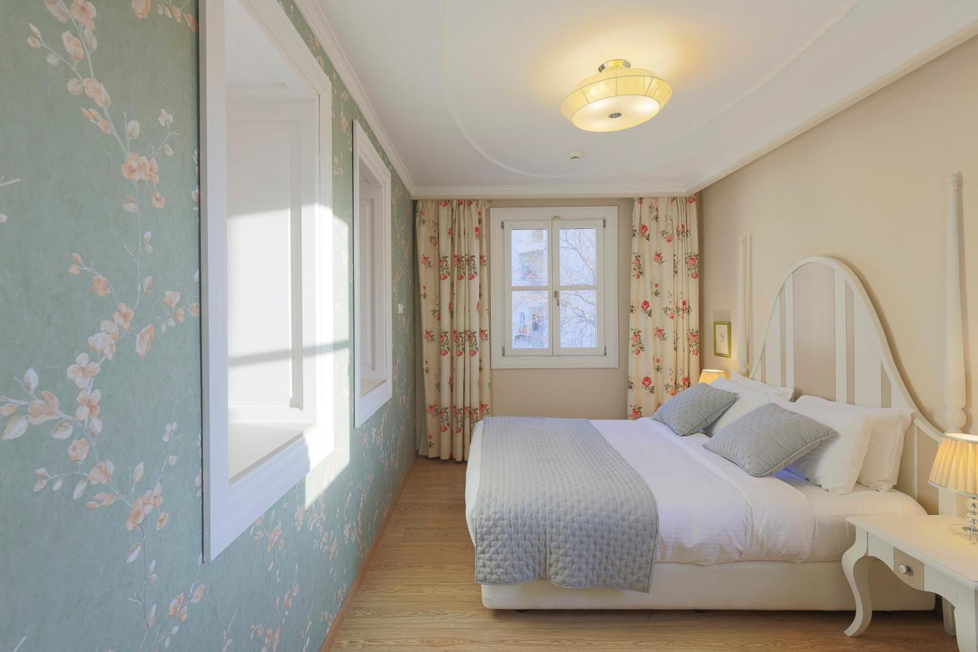 Gatto Perso Luxury Studio Apartments Tesalonika Bagian luar foto